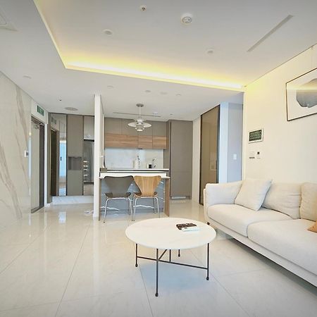 Uh Flat The Seocho Apartment โซล ภายนอก รูปภาพ