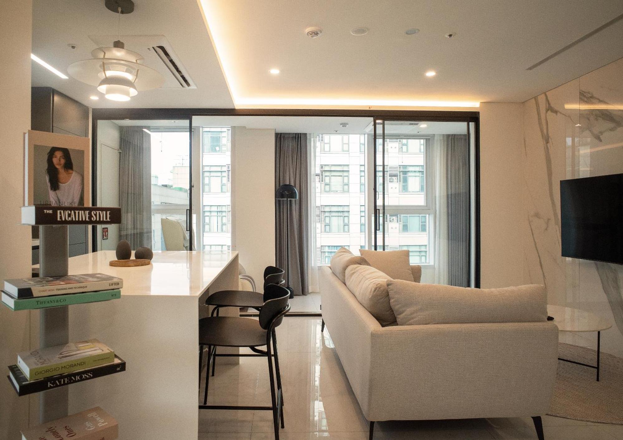 Uh Flat The Seocho Apartment โซล ภายนอก รูปภาพ