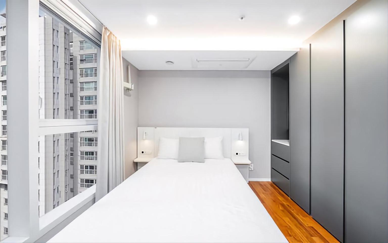 Uh Flat The Seocho Apartment โซล ภายนอก รูปภาพ