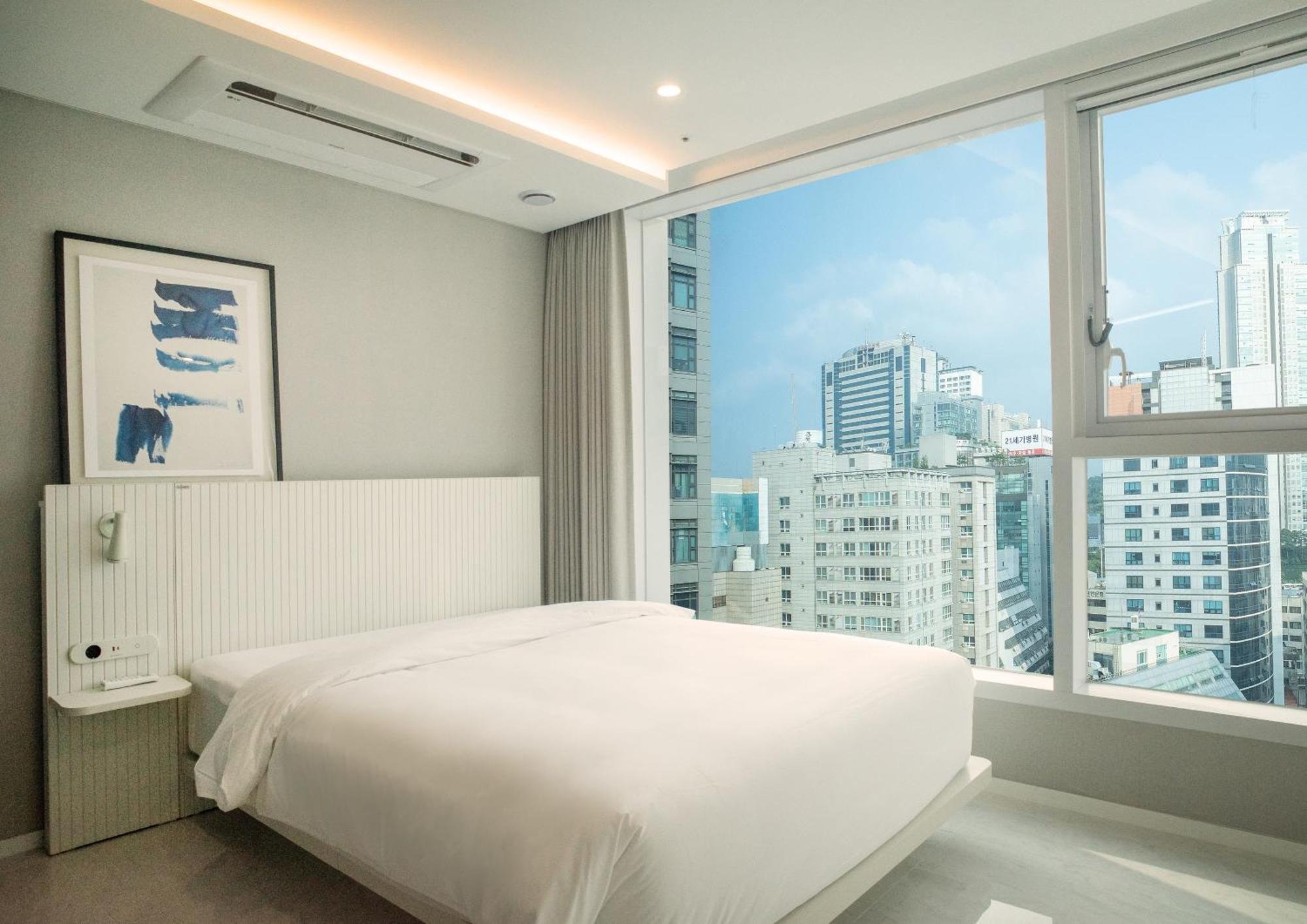 Uh Flat The Seocho Apartment โซล ภายนอก รูปภาพ