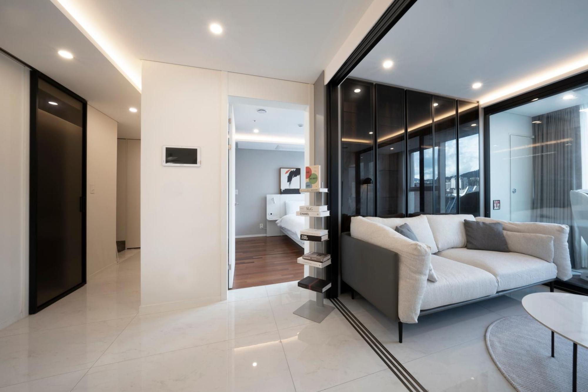 Uh Flat The Seocho Apartment โซล ภายนอก รูปภาพ