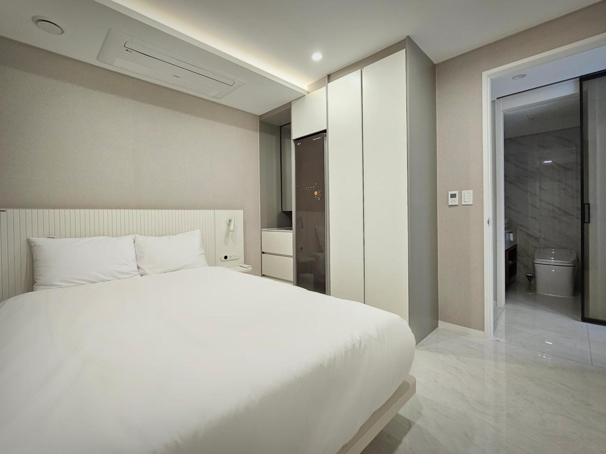 Uh Flat The Seocho Apartment โซล ภายนอก รูปภาพ