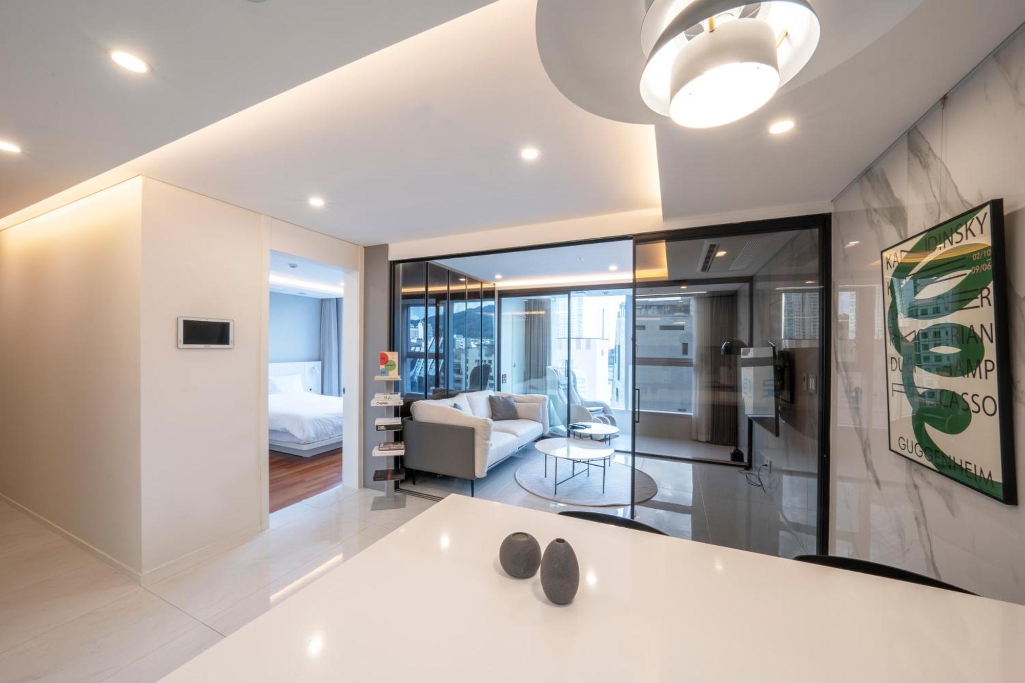Uh Flat The Seocho Apartment โซล ภายนอก รูปภาพ